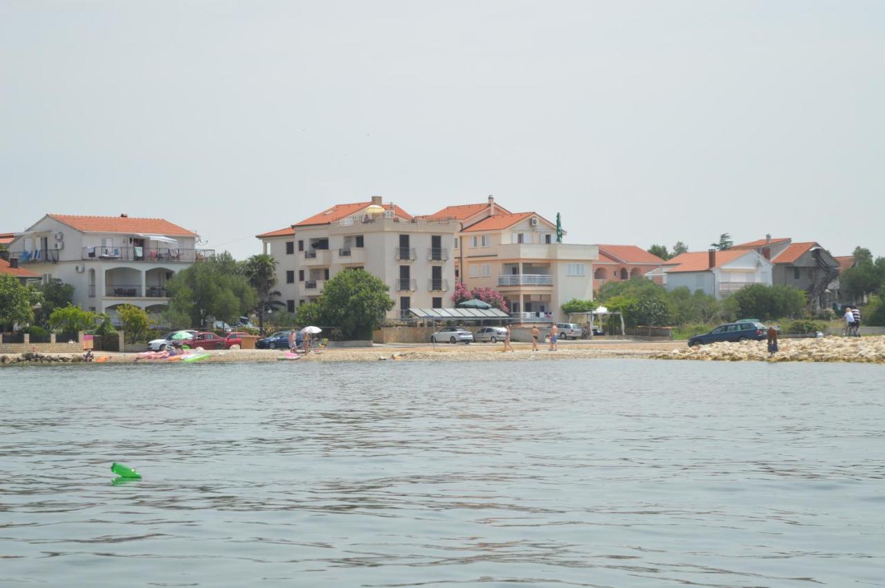 Apartments Markota Sukosan Bagian luar foto