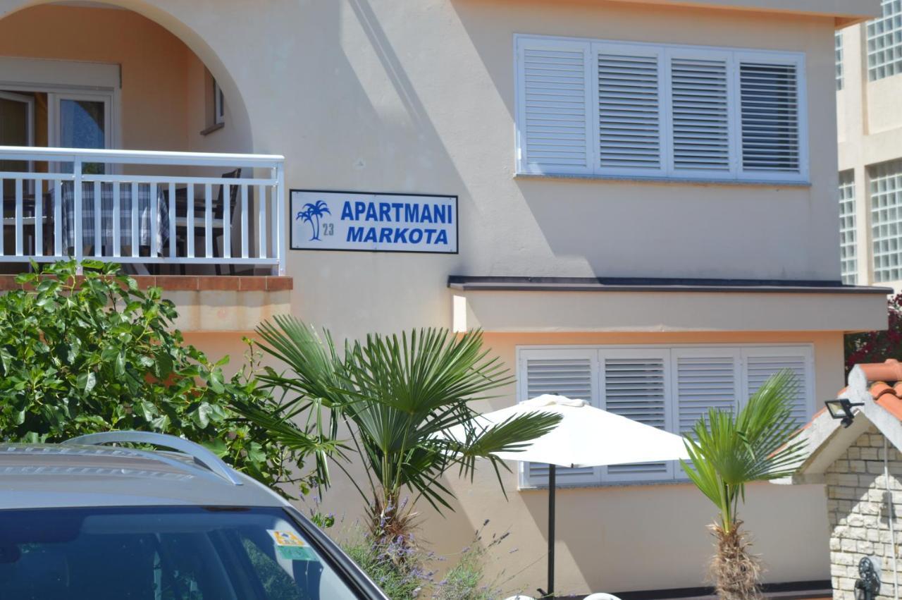 Apartments Markota Sukosan Bagian luar foto